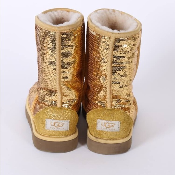 UGG
Classic Short Sequins Boots Gold 38 - Picture 3 of 11